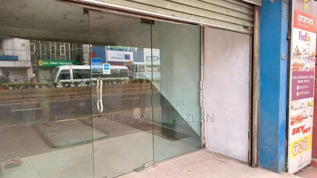 Tempered Glass Door with Unit