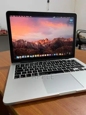 Apple Macbook Pro i5 Retina