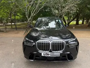 BMW X7 2024