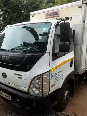 Tata LPT Ultra 612 2016