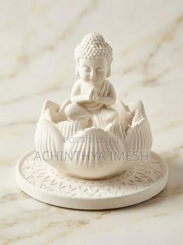 Mini Buddha On Lotus Flower Meditation Statue