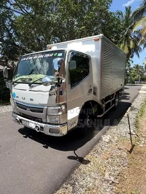 Mitsubishi Fuso Canter 2016