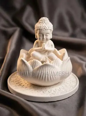 Mini Buddha On Lotus Flower Meditation Statue