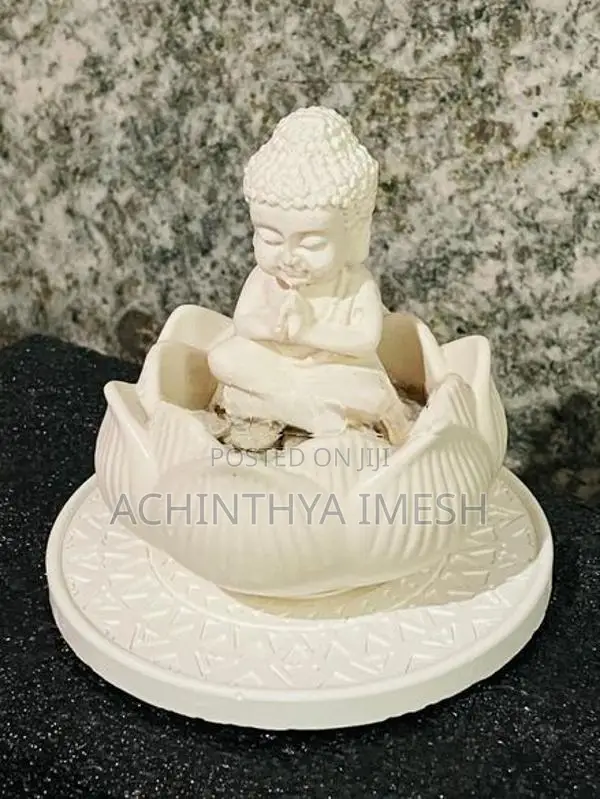 Mini Buddha On Lotus Flower Meditation Statue