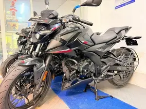 Bajaj Pulsar N160 2026