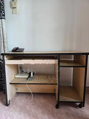 Computer Table