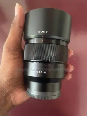Sony 85mm f 1.8