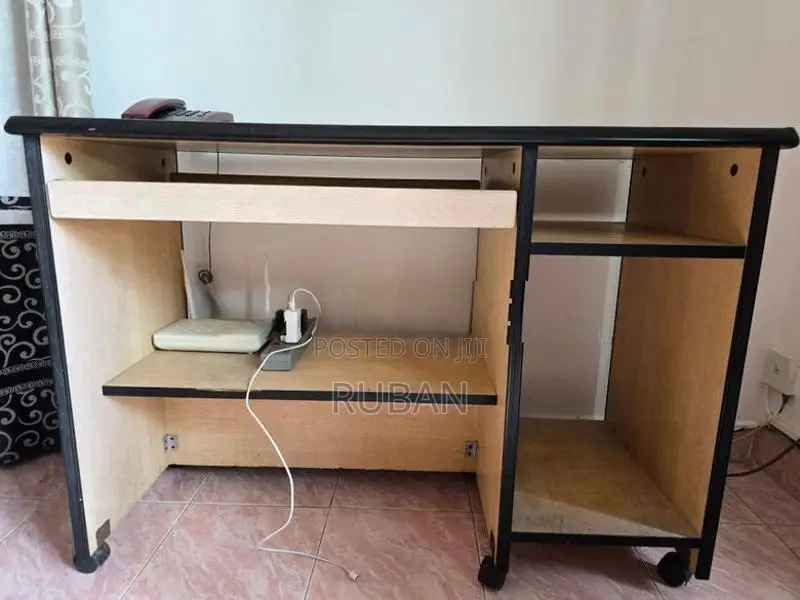 Computer Table