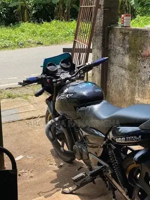 Bajaj Pulsar 180 2006