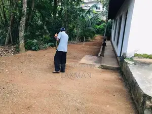 Land with House for sale in Udaperadeniya