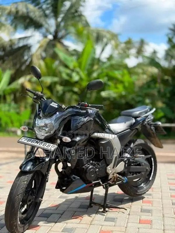 Yamaha FZs V2 Black 2018