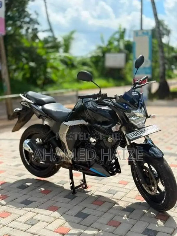 Yamaha FZs V2 Black 2018