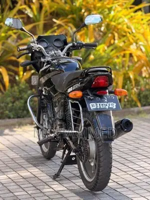 Bajaj Pulsar 180 2006