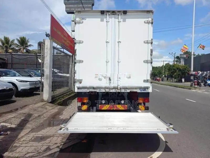 Isuzu Forward 21.5 Manual Power Ga 2017