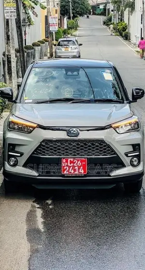 Toyota Raize Z HYBRID 4WAY 2025