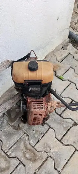 Grass Cutter Machine