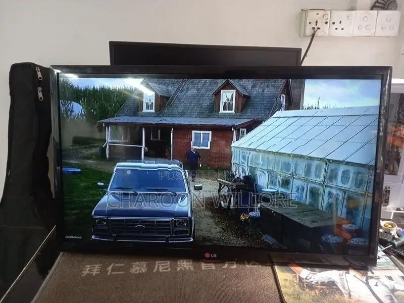 LG 32 Inch TV