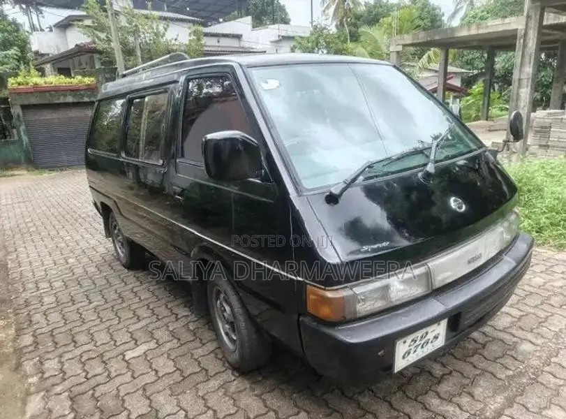 Nissan Largo 1991