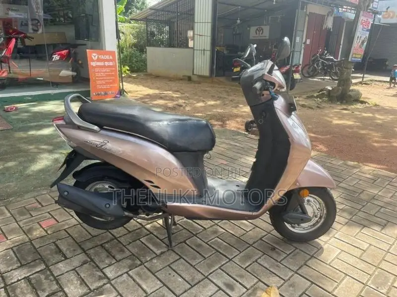 Honda Activa 2015