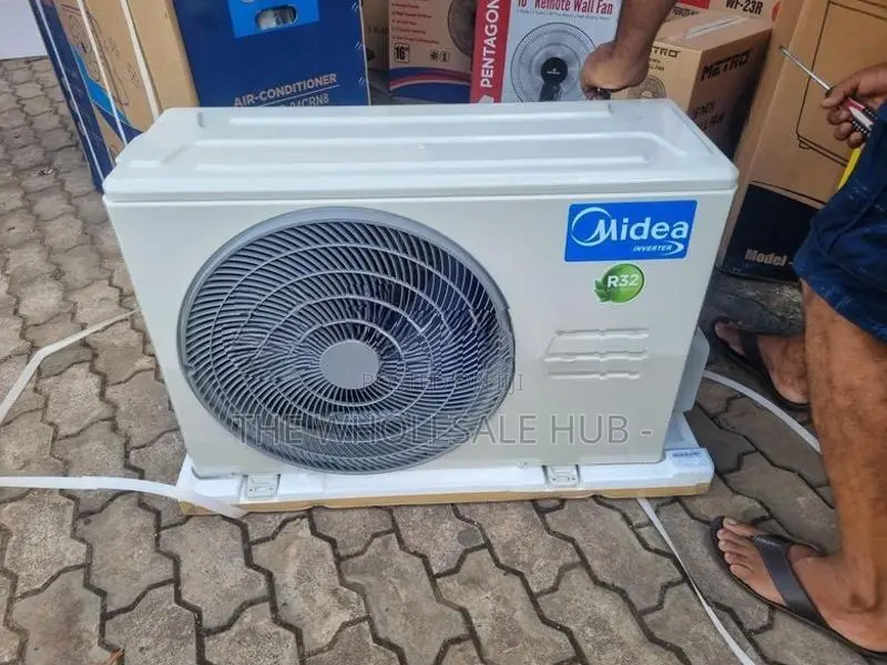 Midea 12000BTU Non-Inverter AC
