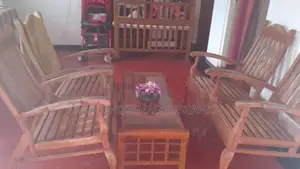 Dining Table with 6 Chairs
