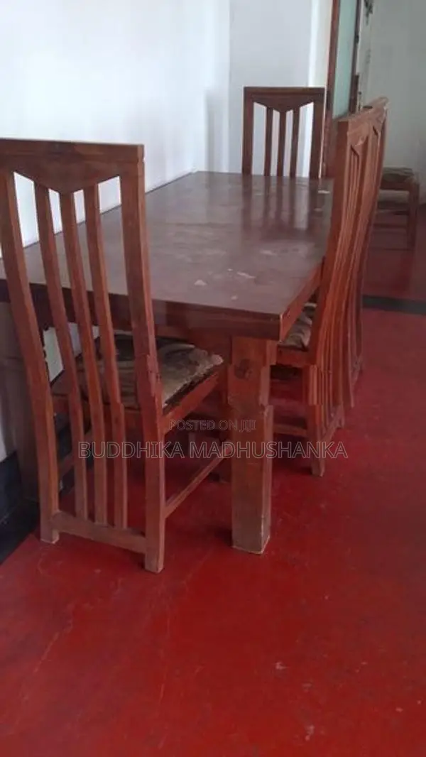Dining Table with 6 Chairs