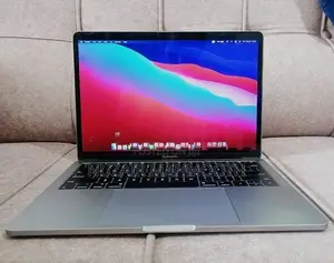 Apple MacBook Pro 2017 (Used)