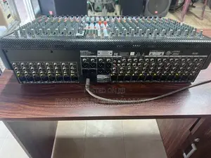 Behringer XENYX XL2400 Premium 24 Input Live Mixer