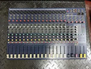 16 chanal soundcraft audio mixer