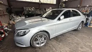 Mercedes Benz S300 Car Parts