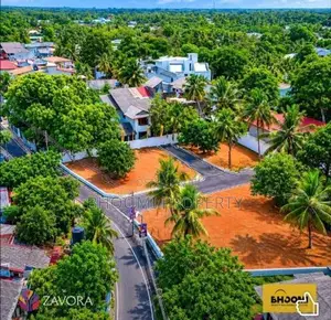 මාලඹේ සුසිලාරාම පාරෙන් ඉඩමක්