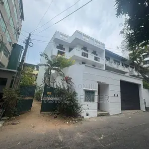 8BR 3 Storied House For Rent In Colombo 04 Close To Galle Road