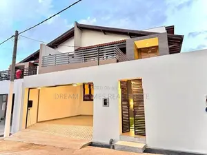 Designed 3 Bedroom Luxury Home – Battaramulla