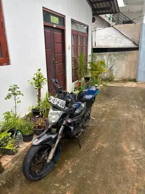 Yamaha FZS V1 2011