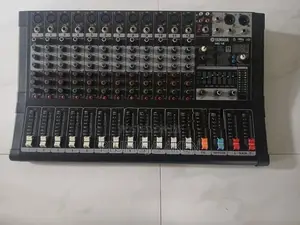 Yamaha 12 channel mixer