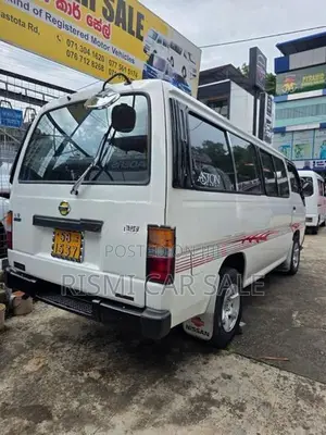 Nissan Caravan 1993
