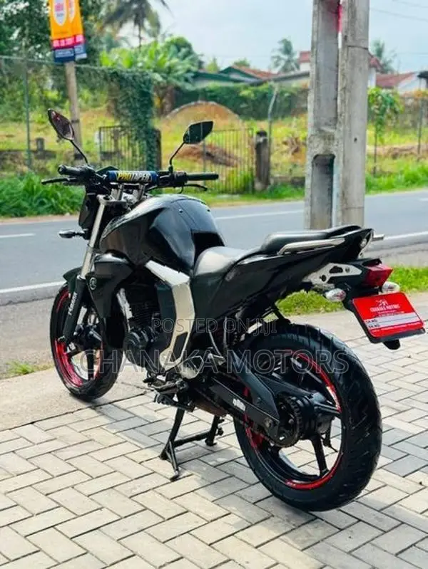 Yamaha FZs V2 2018