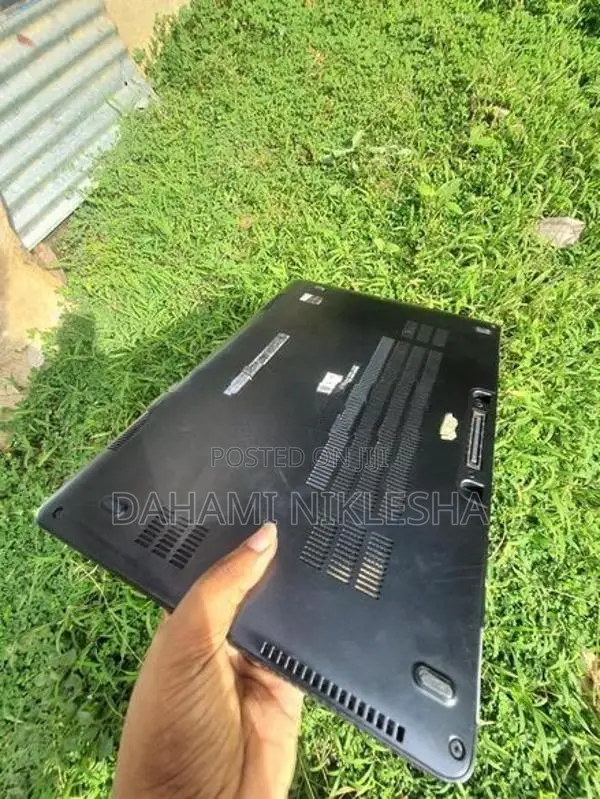 i7 6th gen Dell Latitude E7470 Laptop ඉක්මනින් විකිනීමට