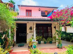 රාගම තුඩුවෙගෙදර පල්ලිය අසල අලංකාර දෙමහල් නිවසක් / CH 14052
