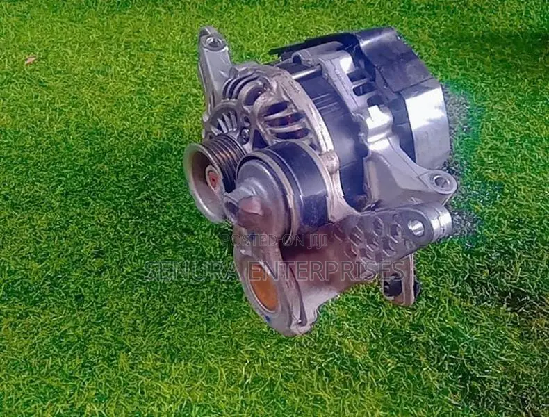 Suzuki Hustler MR92 Alternator With Belt Adjuster
