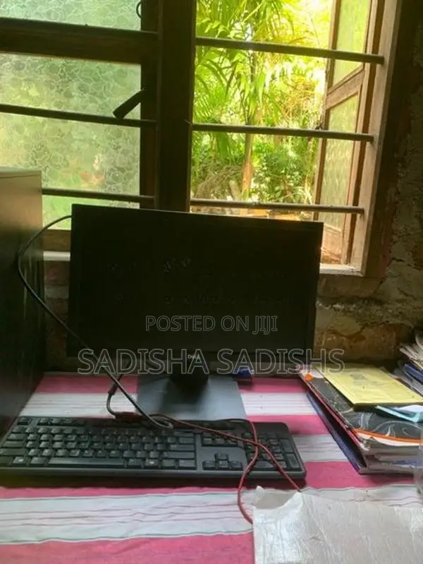 Dell Desktop PC