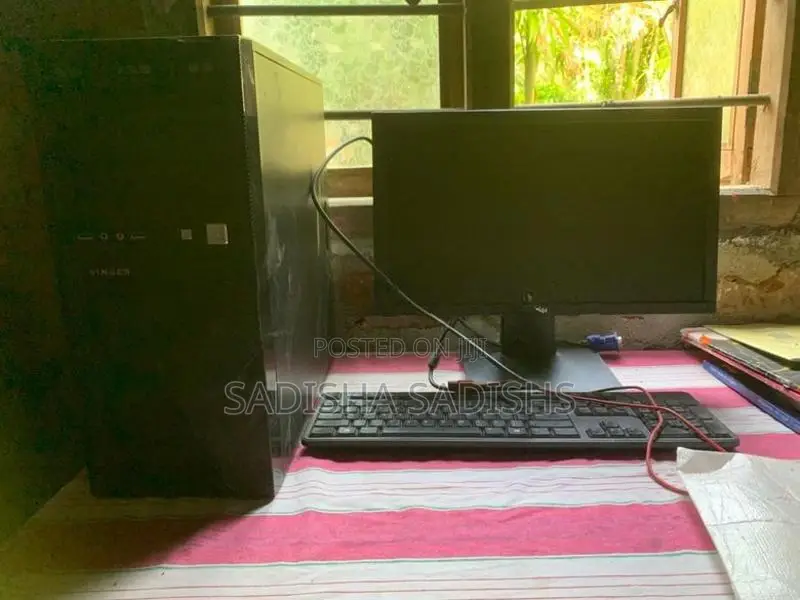 Dell Desktop PC