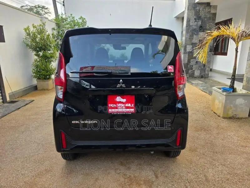 Mitsubishi eK Wagon M Grade 2024
