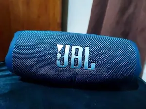 JBL Charge 5 Bluetooth Speaker