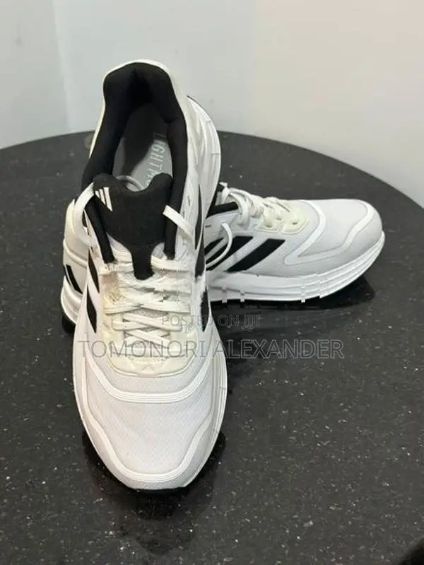 ADIDAS DURAMO 10