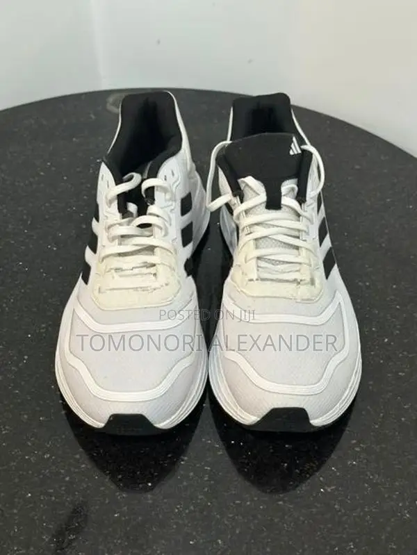 ADIDAS DURAMO 10