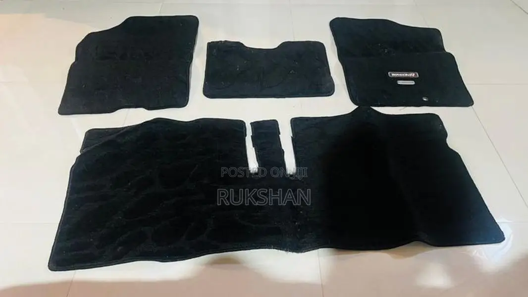 Wagon R Stingray Turbo Carpets Set