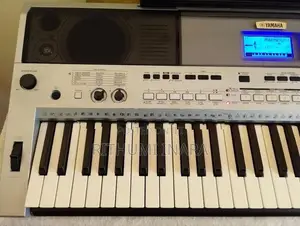 Yamaha i455 keyboarf