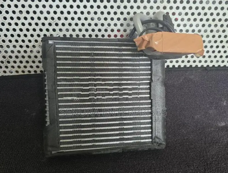 Suzuki Alto HA 25 Ac Cooler