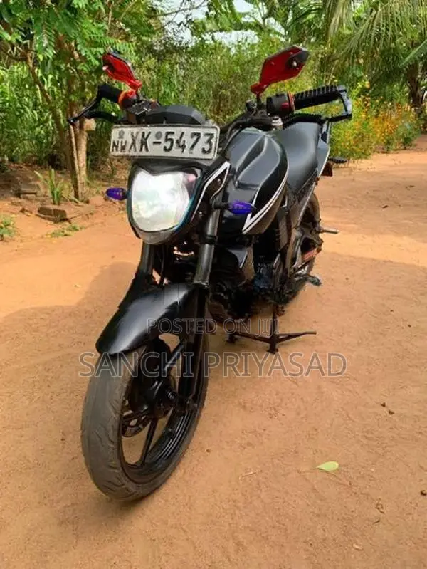 Yamaha FZS V1 2011